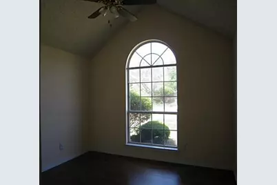 9941 Danbury Drive, Frisco, TX 75035 - Photo 9