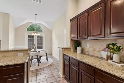 2104 Gent Drive, Plano, TX 75025 - Photo 7