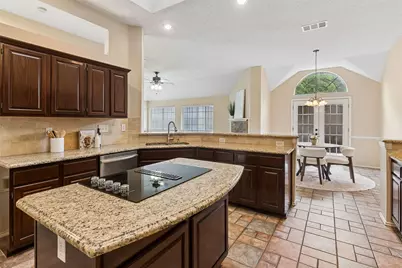 2104 Gent Drive, Plano, TX 75025 - Photo 7