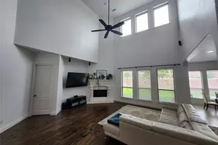10647 Kingsford Ln, Frisco, TX 75035 - Photo 3