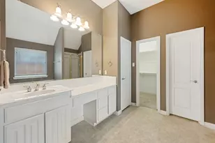 931 Park Forest Dr, Hurst, TX 76053 - Photo 15