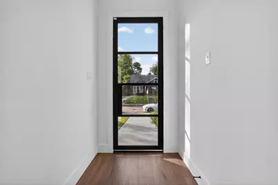 1621 Bannock Avenue, Dallas, TX 75215 - Photo 3