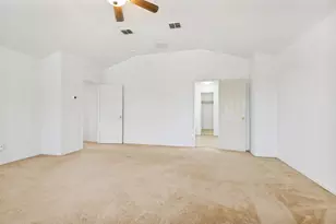 3231 Torio, Grand Prairie, TX 75054 - Photo 15