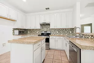 3231 Torio, Grand Prairie, TX 75054 - Photo 11