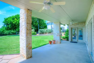 1132 Mallard Pointe Drive, Grand Prairie, TX 75104 - Photo 37