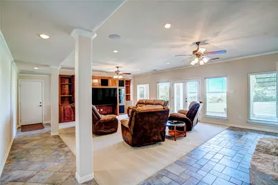 1132 Mallard Pointe Drive, Grand Prairie, TX 75104 - Photo 31
