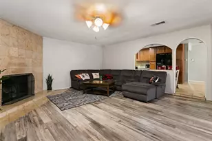 6608 Mccoy Ct, Watauga, TX 76148 - Photo 9