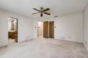 1912 Anna Dr, Irving, TX 75061 - Photo 17