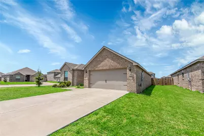 1056 Tumbleweed Trail, Crowley, TX 76036 - Photo 35