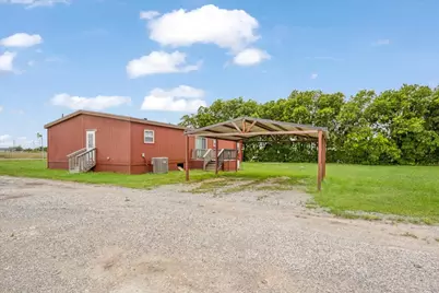 8791 County Road 1143, Celeste, TX 75423 - Photo 3