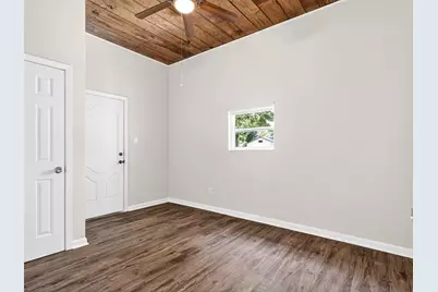 403 S Willomet Avenue, Dallas, TX 75208 - Photo 23