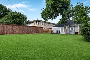 403 S Willomet Ave, Dallas, TX 75208 - Photo 13