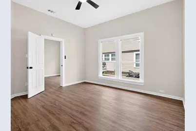 403 S Willomet Avenue, Dallas, TX 75208 - Photo 21