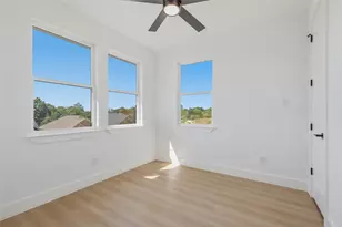 6030 Plum Dale Rd, Dallas, TX 75241 - Photo 15