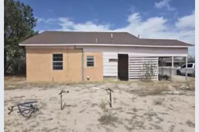 701 W Division Street, Fort Stockton, TX 79735 - Photo 3