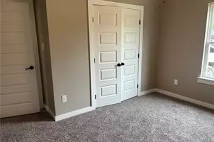 301 NW 23rd St, Mineral Wells, TX 76067 - Photo 3