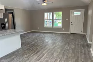 301 NW 23rd St, Mineral Wells, TX 76067 - Photo 5