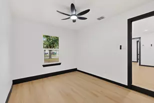 2518 Larry Dr, Dallas, TX 75228 - Photo 21