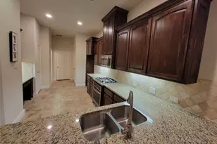 4667A Rhett Ln, Carrollton, TX 75010 - Photo 7