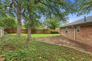 2604 Meadow Pl, Bedford, TX 76021 - Photo 29