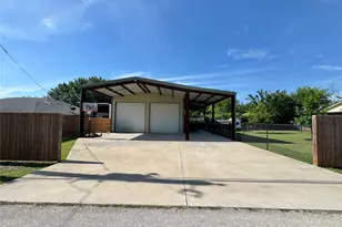 510 N Friou St, Alvarado, TX 76009 - Photo 1
