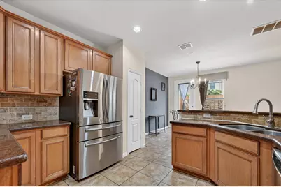 828 Apple Hill Drive, Allen, TX 75013 - Photo 5