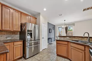 828 Apple Hill Dr, Allen, TX 75013 - Photo 5