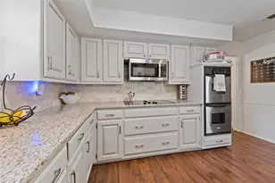 2300 Canyon Valley Trail, Plano, TX 75023 - Photo 17