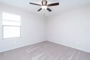 320 Red Rock Trl, Fort Worth, TX 76052 - Photo 29