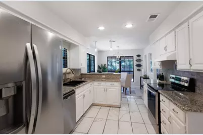2015 Tanglewood Drive, Grapevine, TX 76051 - Photo 7
