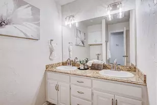 2015 Tanglewood Dr, Grapevine, TX 76051 - Photo 17