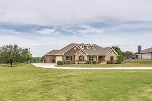 428 Herb Stephens Jr Way, Springtown, TX 76082 - Photo 3