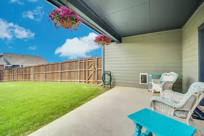 10935 Eva Mae Boulevard, Grand Prairie, TX 76065 - Photo 21