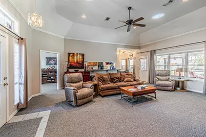 617 Parker Lane, Granbury, TX 76048 - Photo 9