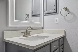 1902 Cheshire Dr, Grapevine, TX 76051 - Photo 25