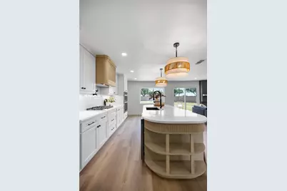 7881 La Cabeza Drive, Dallas, TX 75248 - Photo 11