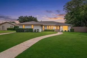 7881 La Cabeza Dr, Dallas, TX 75248 - Photo 1