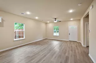 106 Navajo Dr, Mabank, TX 75156 - Photo 5