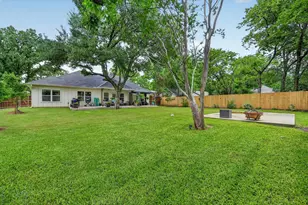 1005 W Chambers St, Cleburne, TX 76033 - Photo 39