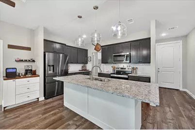 1005 W Chambers Street, Cleburne, TX 76033 - Photo 11