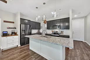 1005 W Chambers St, Cleburne, TX 76033 - Photo 11