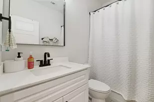 656 Bethpage Dr, Red Oak, TX 75154 - Photo 23