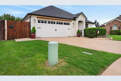 1428 Brownford Drive, Fort Worth, TX 76028 - Photo 3