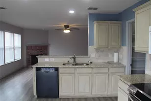 9224 Monument Ct, Fort Worth, TX 76244 - Photo 11