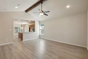 731 W Bond St, Denison, TX 75020 - Photo 5