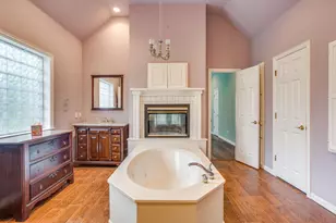 8707 S Monticello Cir, Granbury, TX 76049 - Photo 23