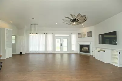 732 N Elm Street, Muenster, TX 76252 - Photo 5
