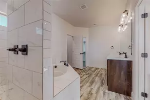 125 Remington Park Dr, Springtown, TX 76082 - Photo 21
