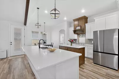 125 Remington Park Drive, Springtown, TX 76082 - Photo 7