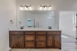 125 Remington Park Dr, Springtown, TX 76082 - Photo 19
